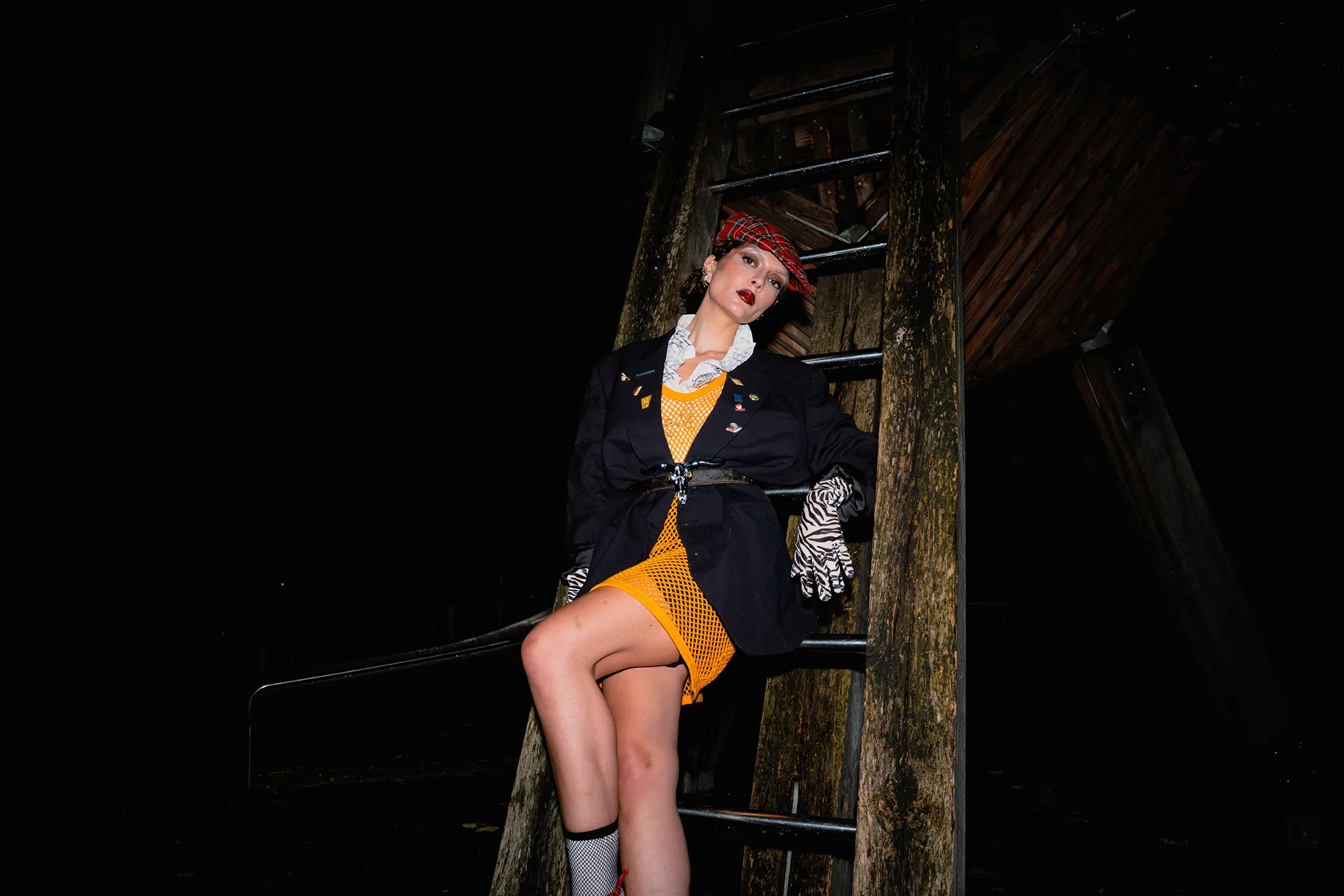 High Fashion, figure 8 of 22